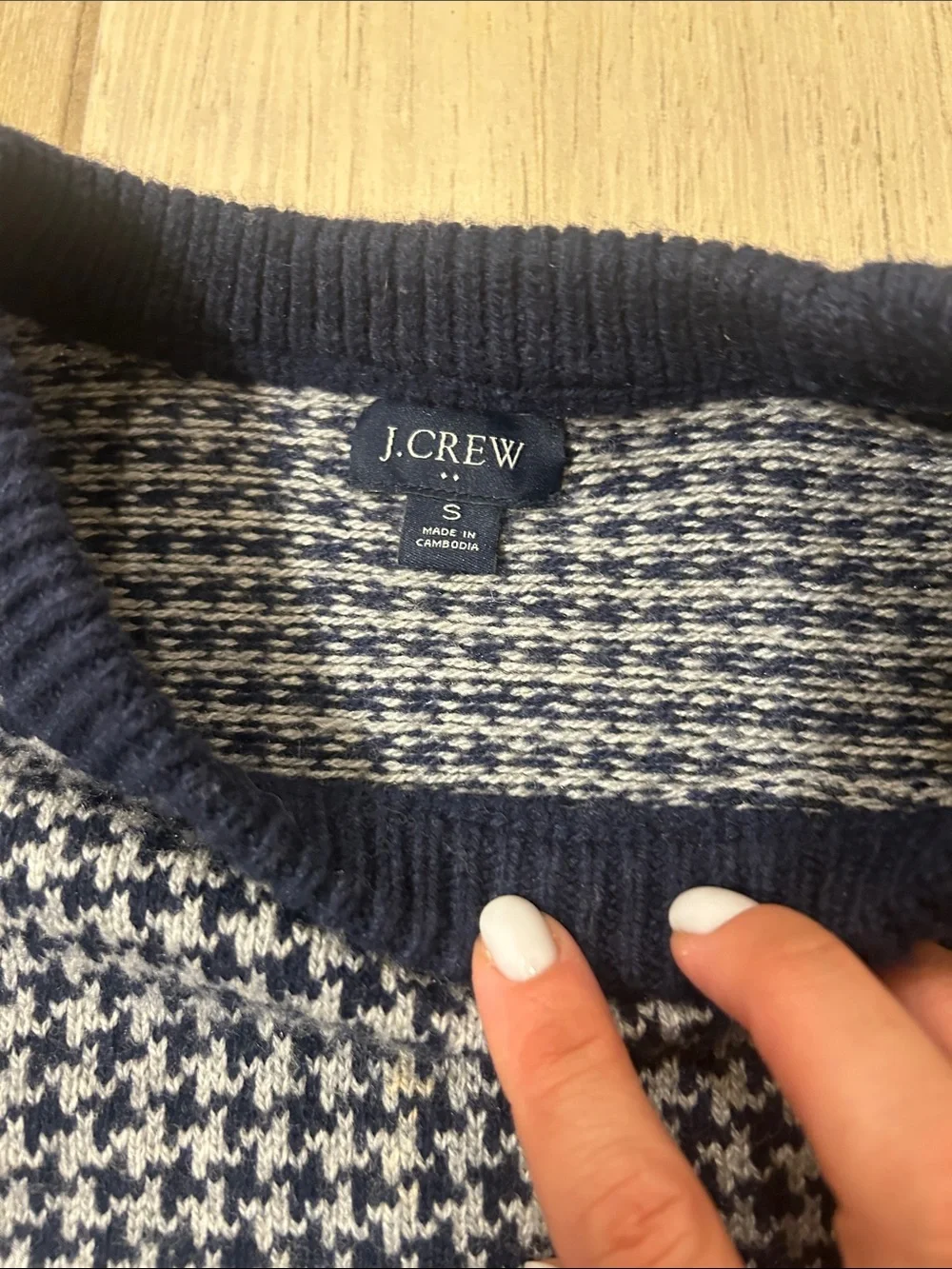 Men’s J.Crew sweater size Small